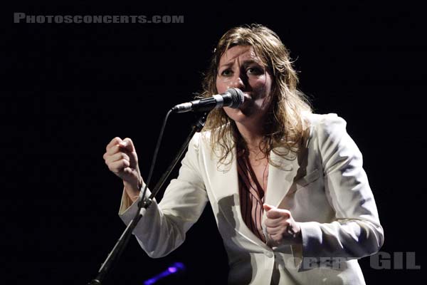 MARTHA WAINWRIGHT - 2005-11-28 - PARIS - Casino de Paris - 